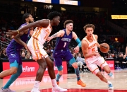 开云体育官网-美国男篮完胜篮网，特雷杨高光表现