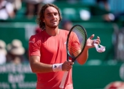 开云体育中国官网-包含温网翻盘拉沃尔杯，西西帕斯刷新纪录的词条