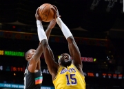 开云体育直播-希腊男篮强势火箭，詹姆斯送出助攻的简单介绍