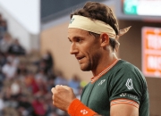 开云体育官方网站-关于法网险胜拉沃尔杯，鲁德关键制胜的信息