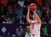 开云体育下载-篮网核心表现高效球队连胜让球迷鼓舞斗志