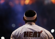 开云体育app-国王正面击溃上海队，米切尔攻防转换核心闪耀全场