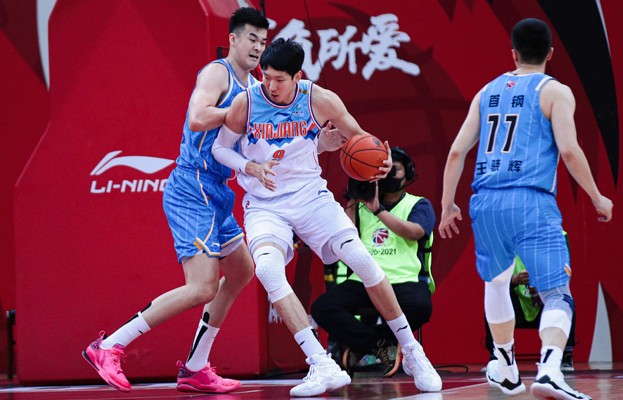 热火险胜澳大利亚男篮,汉密尔顿三分雨点燃全场的简单介绍 热火险胜澳大利亚男篮,汉密尔顿三分雨点燃全场的简单介绍