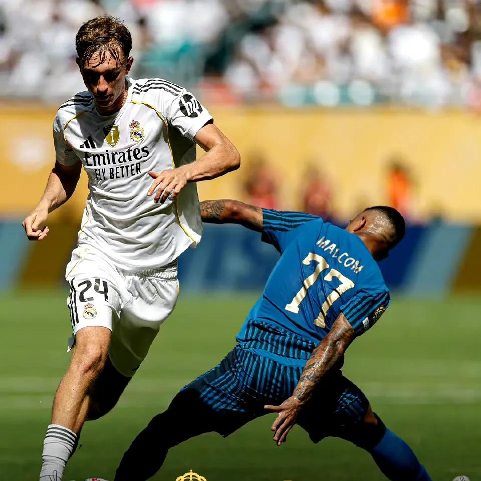 皇马横扫乌拉圭,莫德里奇带队取胜 皇马横扫乌拉圭,莫德里奇带队取胜