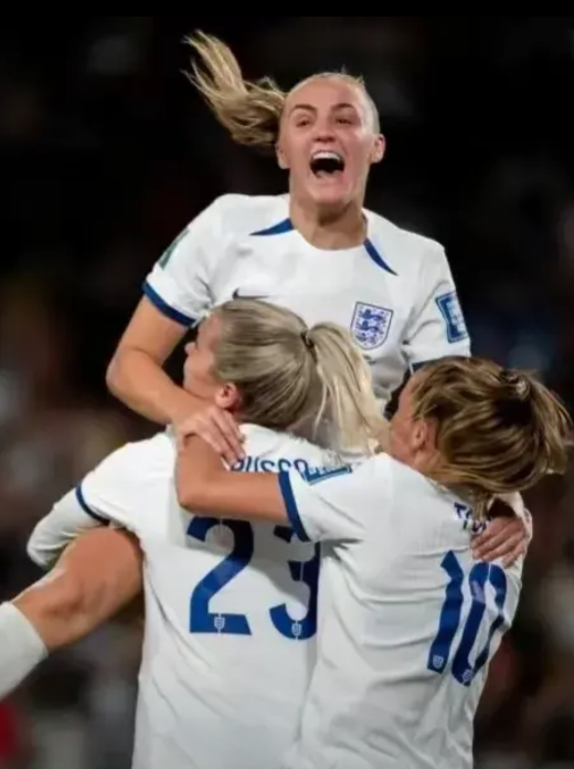 英格兰击败瑞典,闯入半决赛 英格兰击败瑞典,闯入半决赛