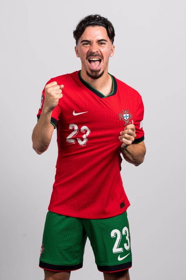 捷克豪取胜利,晋级欧洲杯强赛的简单介绍 捷克豪取胜利,晋级欧洲杯强赛的简单介绍