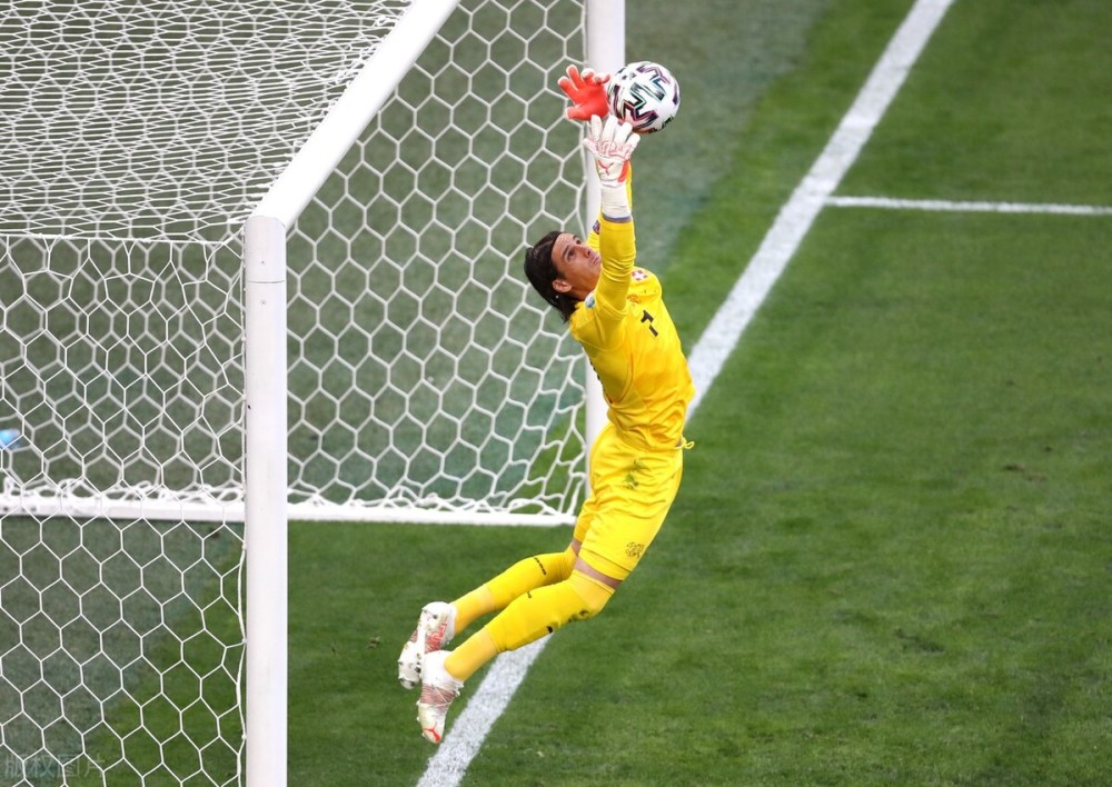 瑞士队在比赛中全取三分,稳步前行 瑞士队在比赛中全取三分,稳步前行