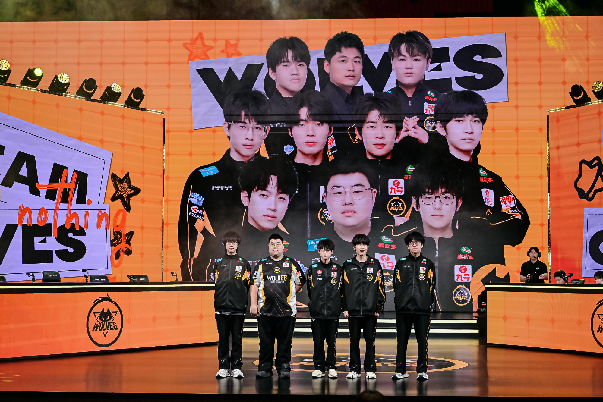 赛季末期球队连胜,成功晋级季后赛 赛季末期球队连胜,成功晋级季后赛