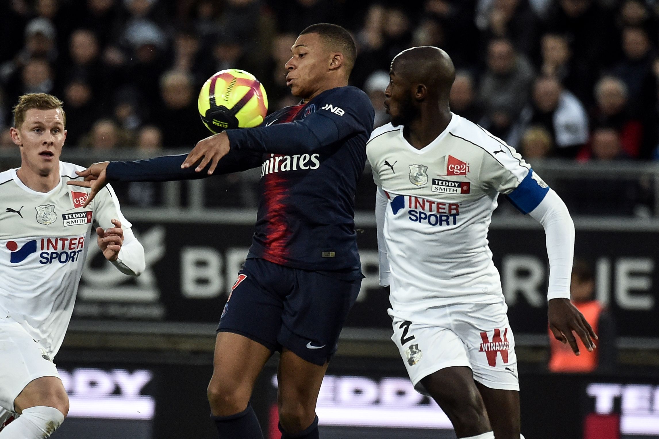 托洛尼将在客场对阵亚眠，谁能取胜？的简单介绍