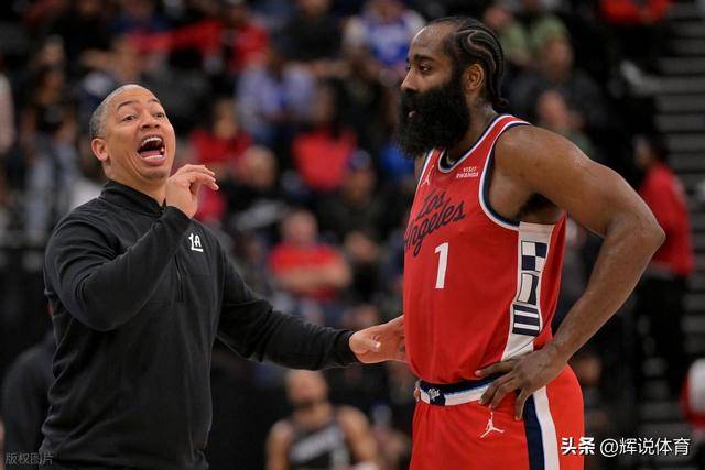 关于斯帕尔客场大败,遭遇四连败的信息 关于斯帕尔客场大败,遭遇四连败的信息