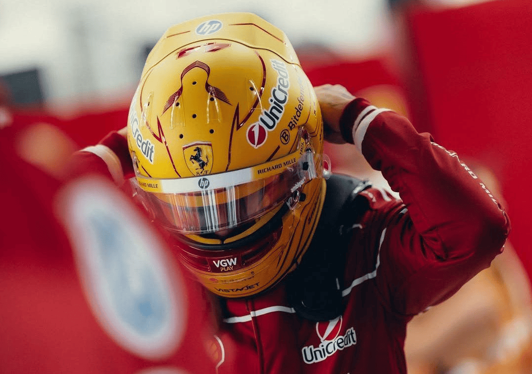 阿斯顿马丁力克雷诺车队，汉密尔顿惊艳四座的简单介绍