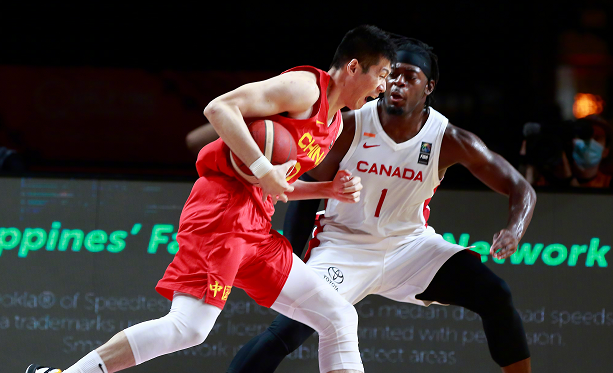 希腊男篮强势火箭，詹姆斯送出助攻的简单介绍