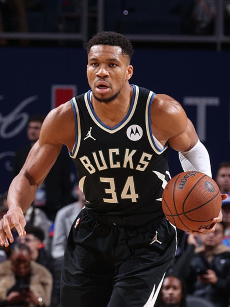 雄鹿翻盘湖人,利拉德统治全场的简单介绍 雄鹿翻盘湖人,利拉德统治全场的简单介绍