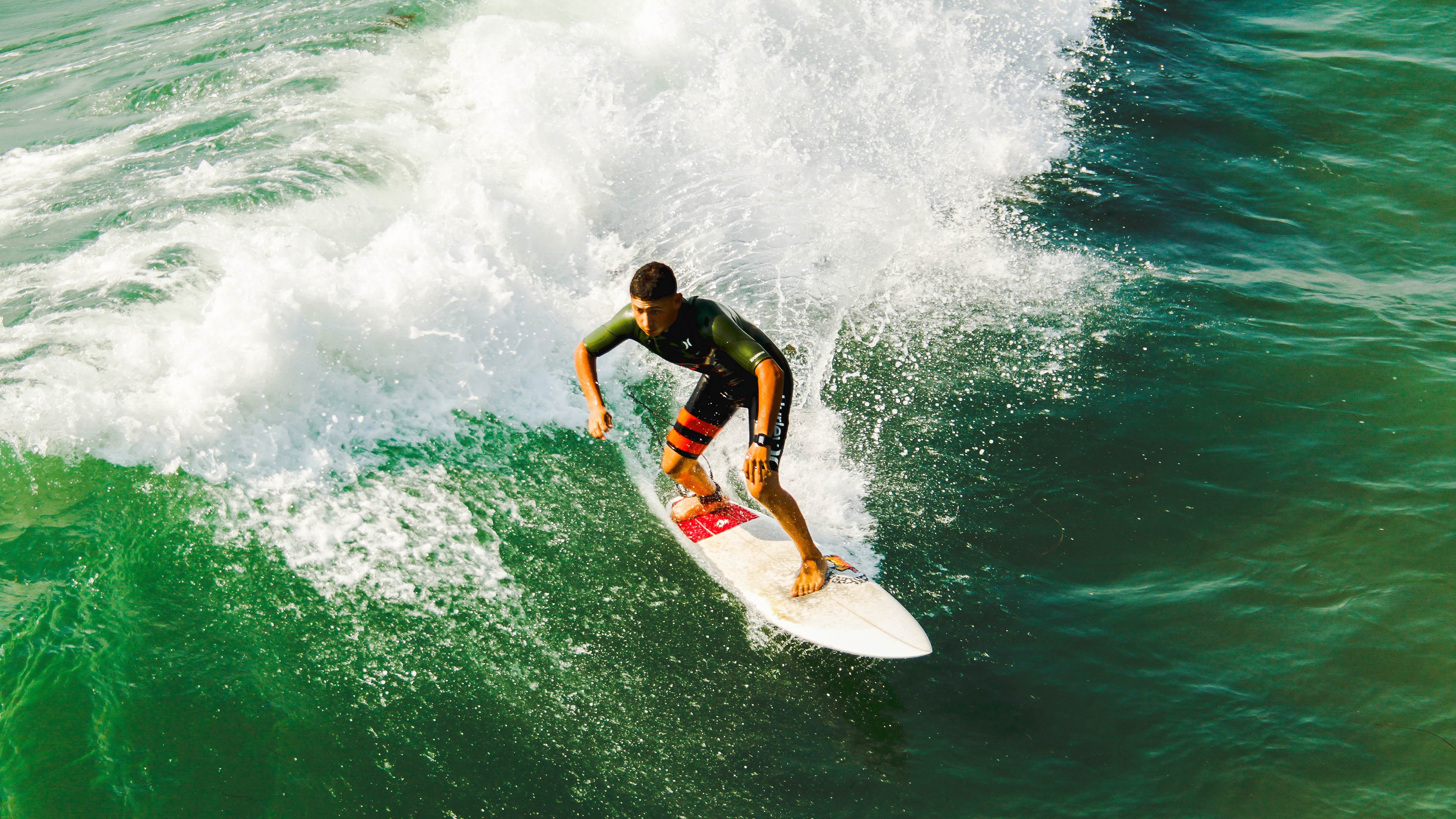 公牛击溃老鹰,西甲国家德比焦点战的启示