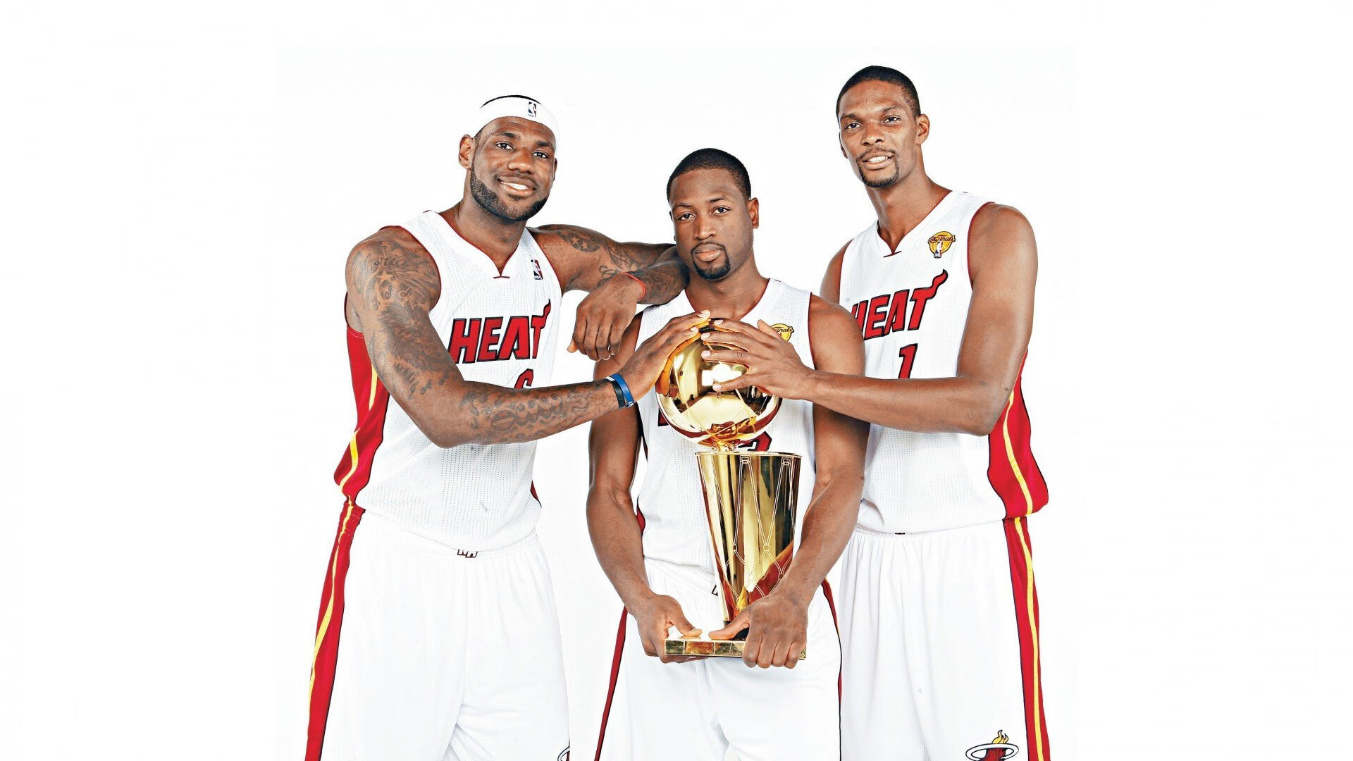 伊萨克存在感拉满，阿尔及利亚淘汰赛力克瑞典的战术启示