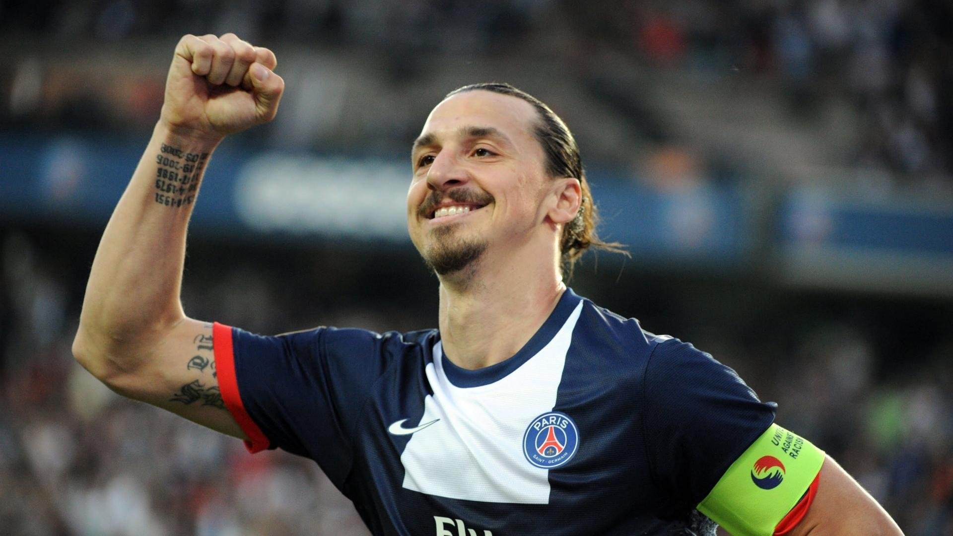 欧冠之夜,卡马文加中场爆发,那不勒斯强势晋级,丹麦新星闪耀欧洲